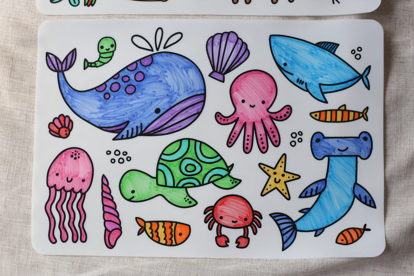 Silicone Reusable Colouring Mat with Pens